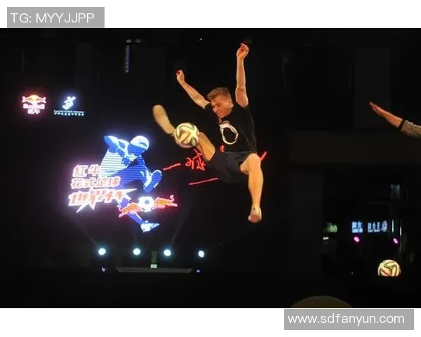 花式足球明星精彩过人技巧视频集锦让你领略足球魅力与技术之美